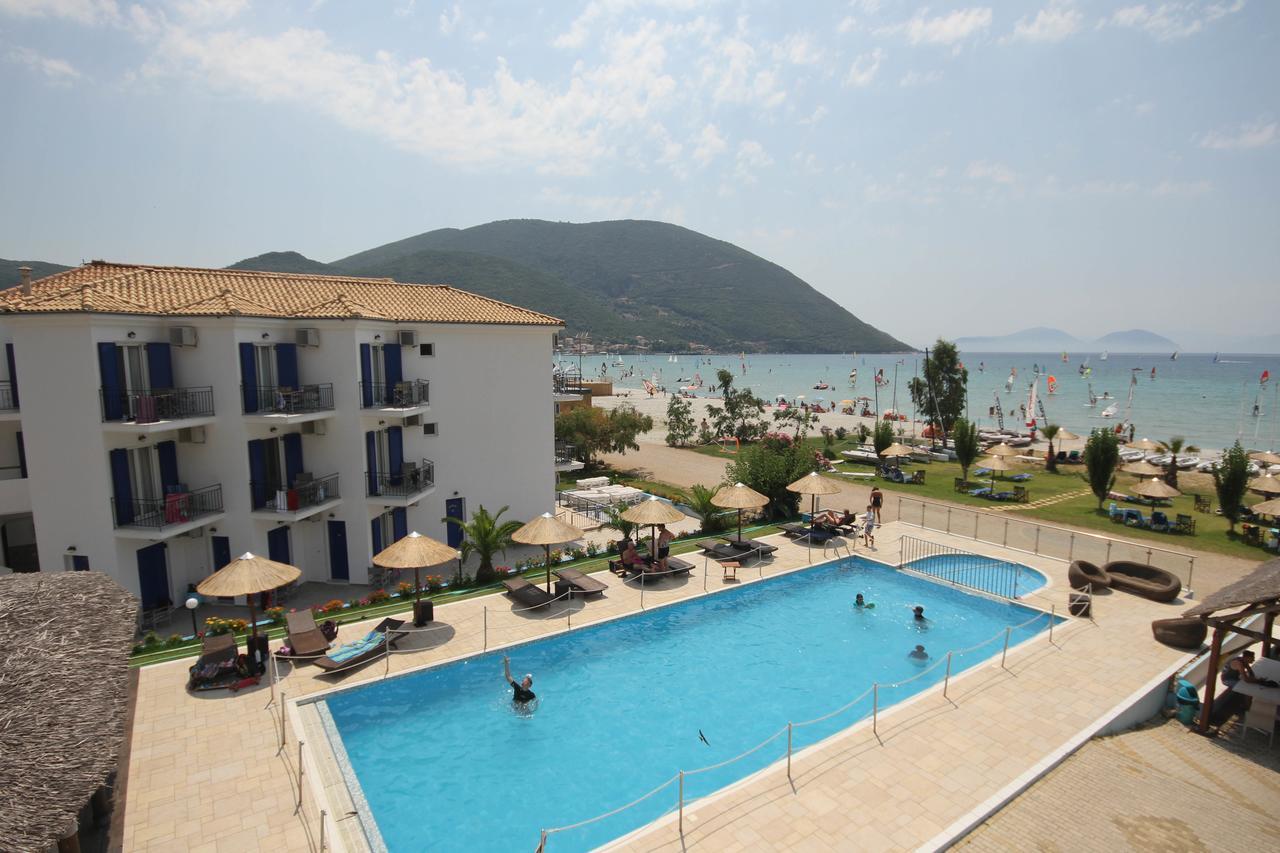 Surf Hotel Vassiliki Esterno foto