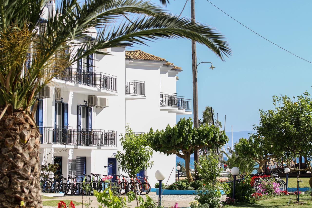 Surf Hotel Vassiliki Esterno foto