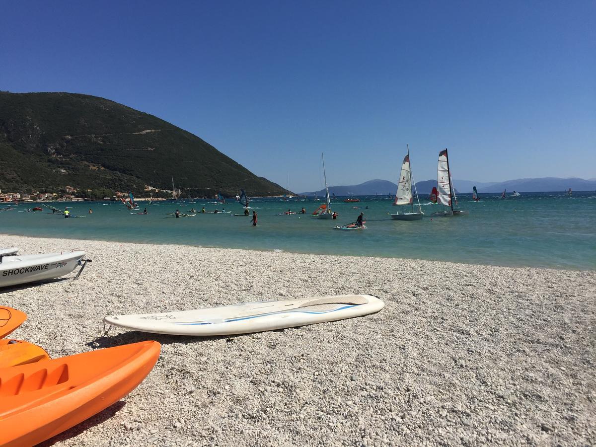 Surf Hotel Vassiliki Esterno foto