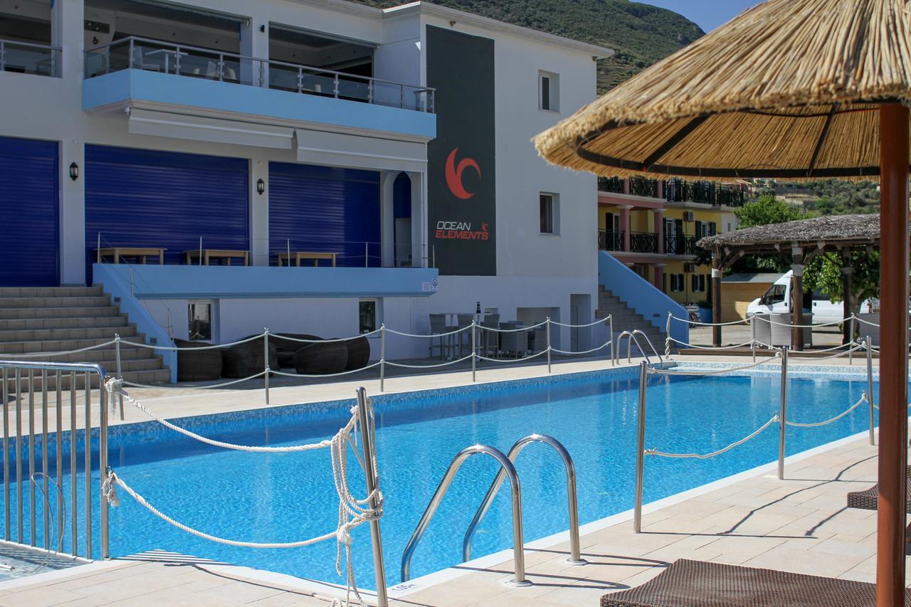 Surf Hotel Vassiliki Esterno foto