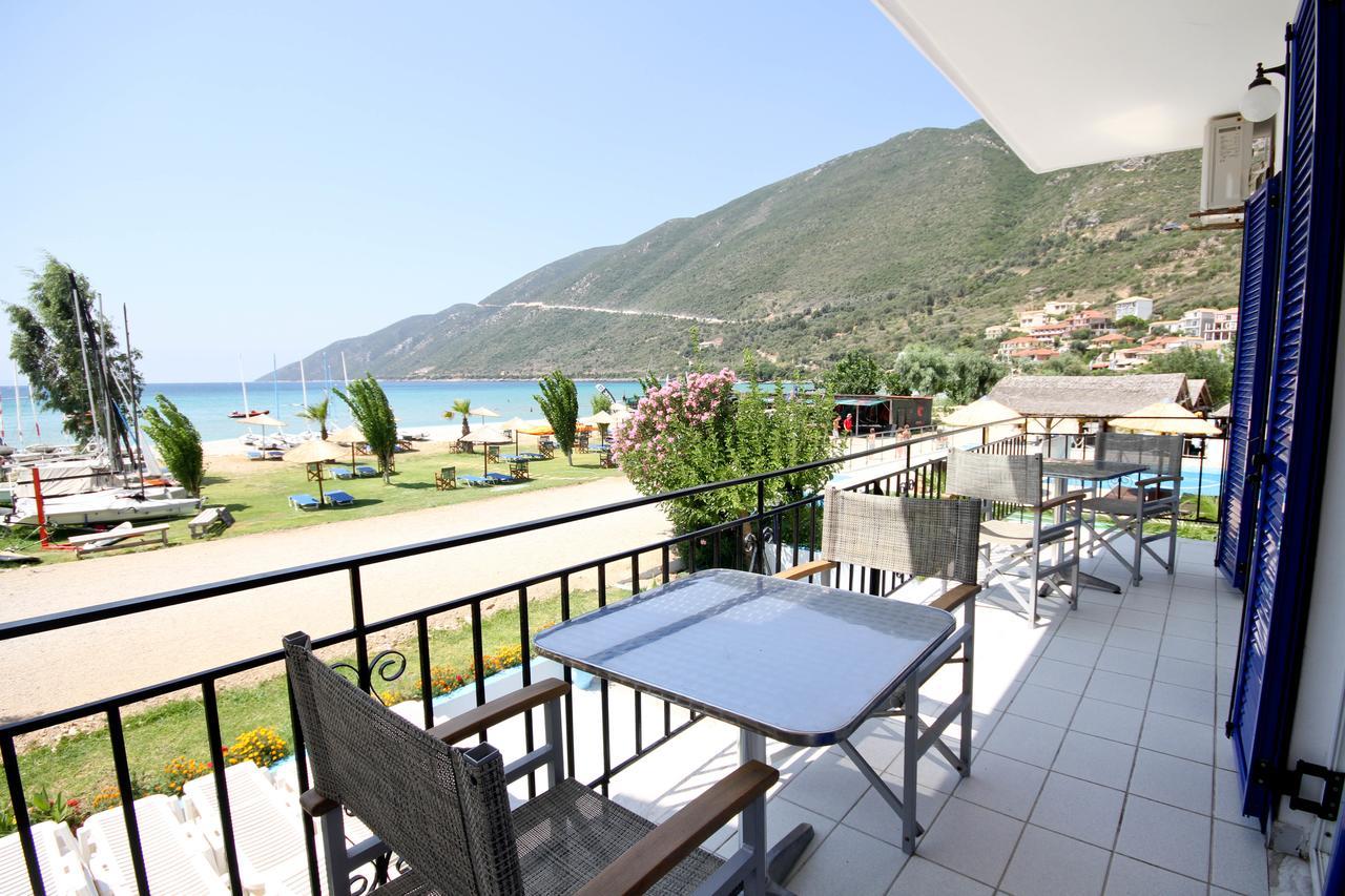 Surf Hotel Vassiliki Esterno foto